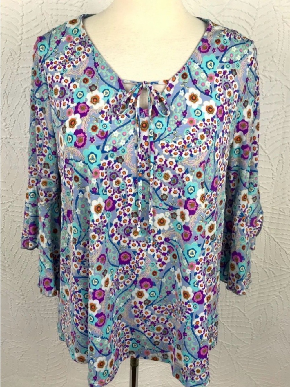 Dear Scarlett Floral Tie-Neck Tunic Top in Light Blue & Purple